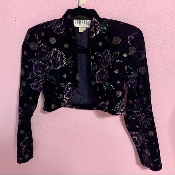 VTG 80s Rampage Velvet Cropped/Bolero Jacket with Purple Floral Design - size 3 - Picture 10 of 12